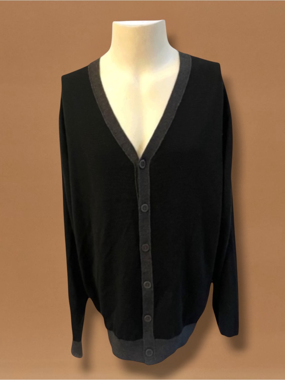 TOMMY BAHAMA DINO MARTINO CARDIGAN SIZE XL